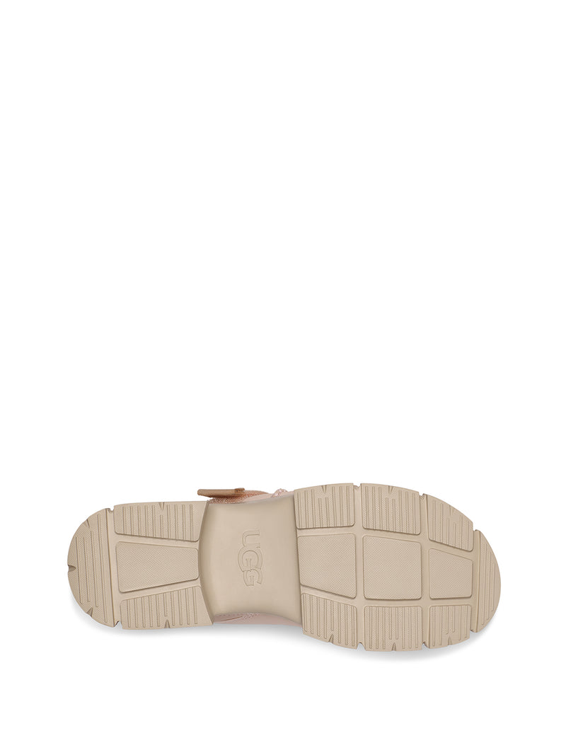 Sliders with textured sole and Ashton platform