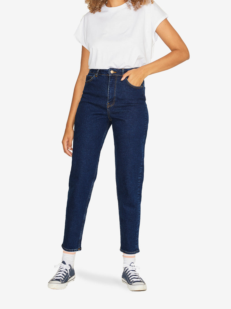 "Mom" jeans