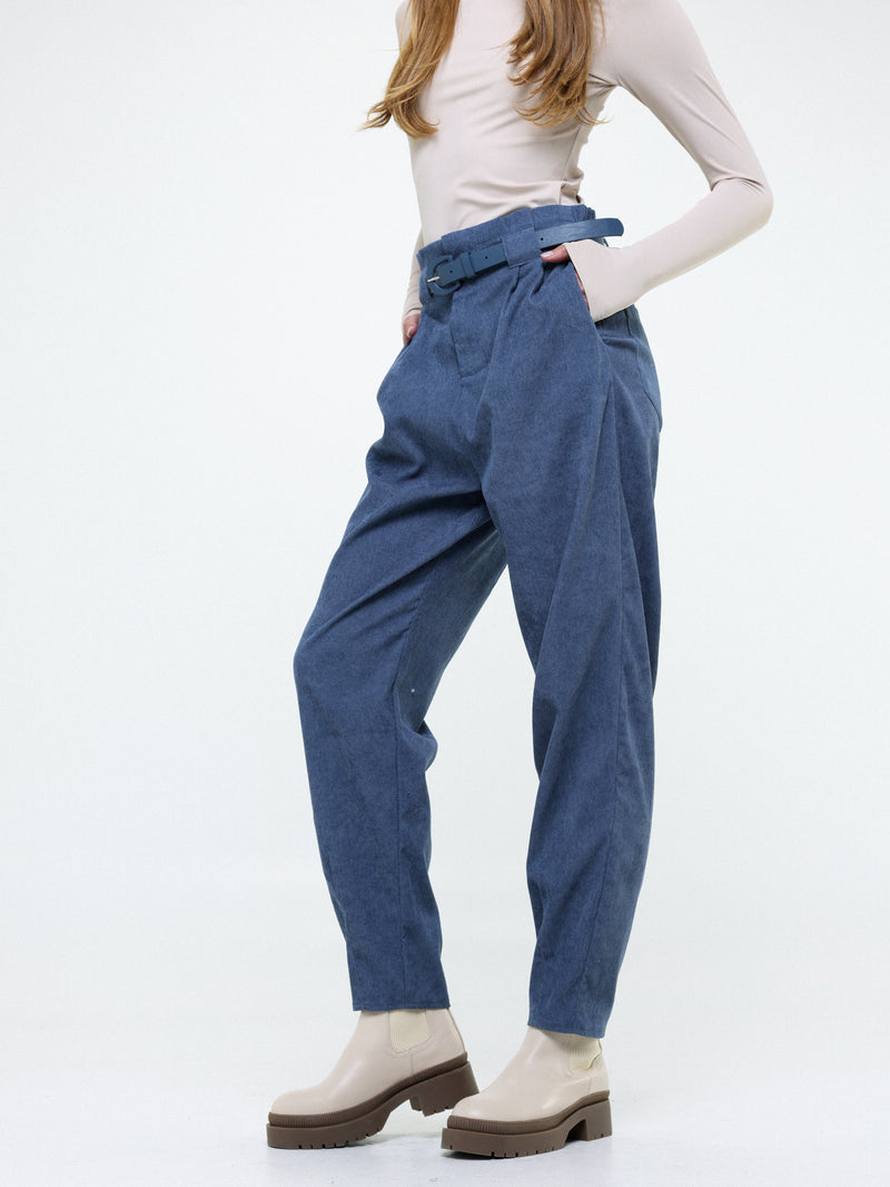 High-rise trousers with belt